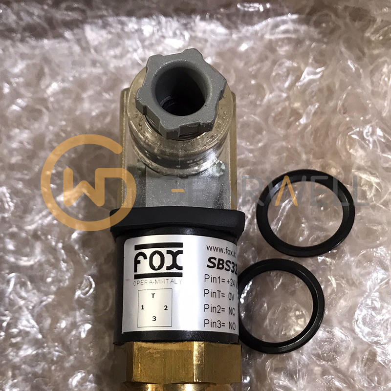Italian FOX liquid level switch sensor SBS32 brand new